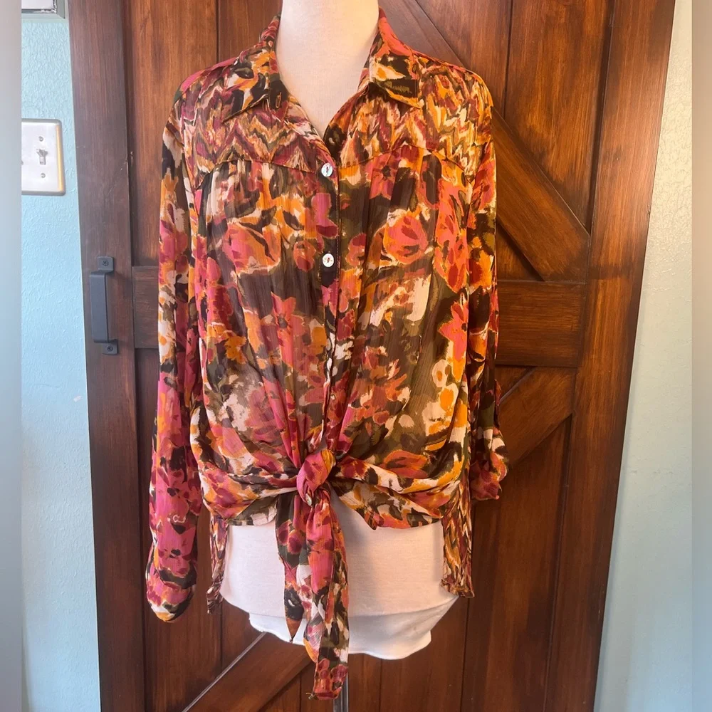 Fig‎ and Flower Sheer Floral Blouse Women's 2X - Picture 3 of 8